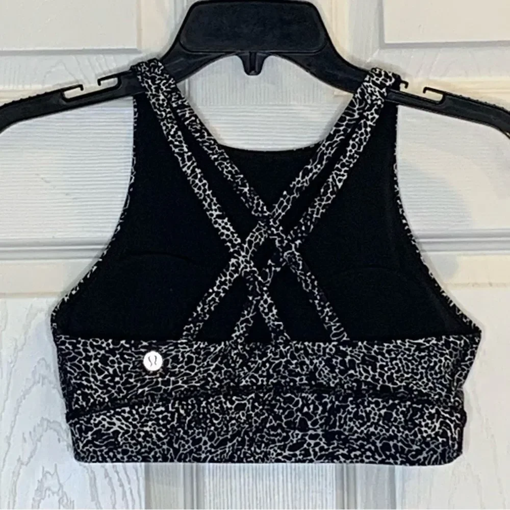Lululemon Energy Bra *High Neck Polar Shift Alpine White Black Size 6